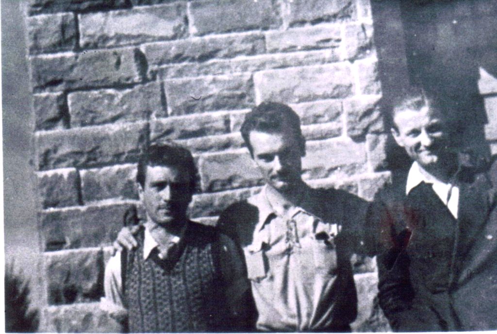 Enzo Capecchi, Silvano Fedi, Marcello Capecchi a Villa Mariani nella primavera del 1944